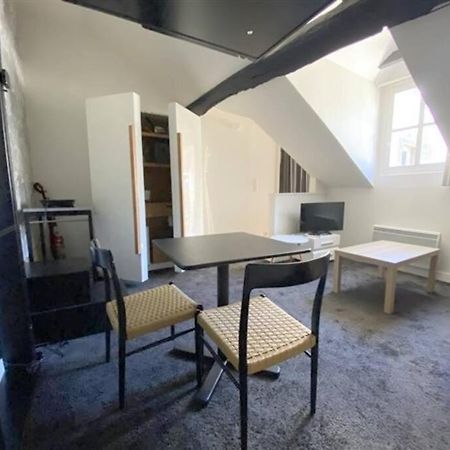 Superbe Studio Avec Terrasse - Cathedrale Nantes Luaran gambar